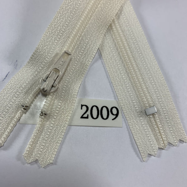 YKK-02009 Exclusive Just Right White